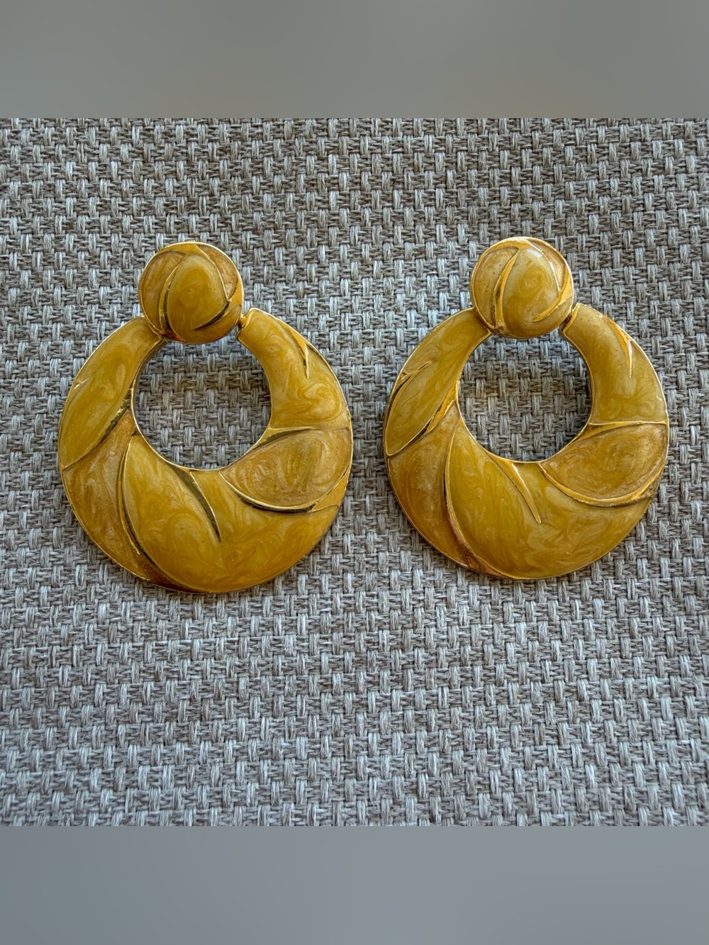 Vintage 80’s Gold Tone Enamel Knocker Earrings Pierced